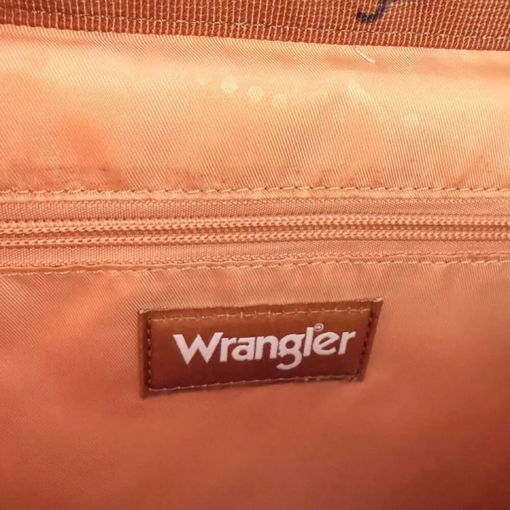 Wrangler peach brown